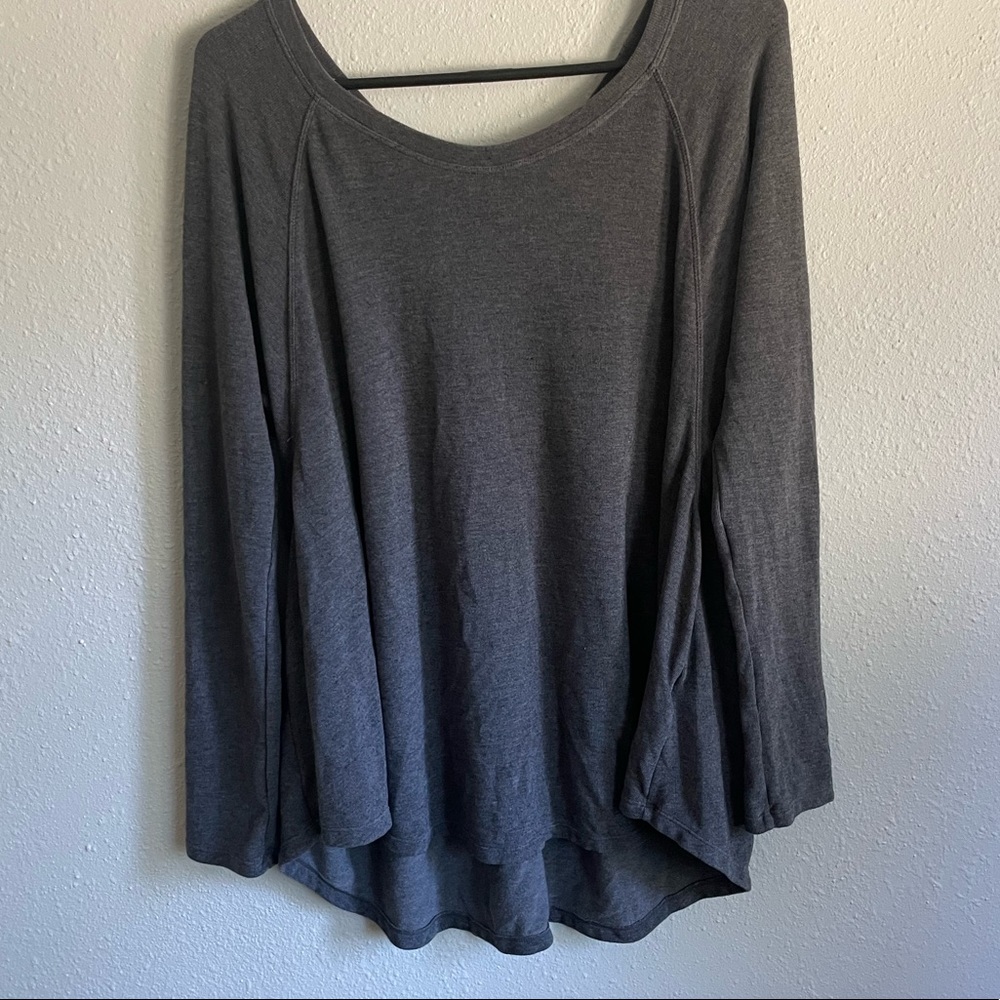 Calvin Klein Performance Long Sleeve Shirt Quick Dry Soft Pullover Size L